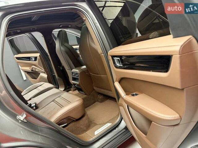 Сірий Порше Cayenne, об'ємом двигуна 3 л та пробігом 88 тис. км за 63900 $, фото 45 на Automoto.ua