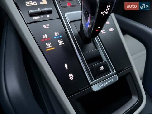 Сірий Порше Cayenne, об'ємом двигуна 2.89 л та пробігом 90 тис. км за 83500 $, фото 51 на Automoto.ua