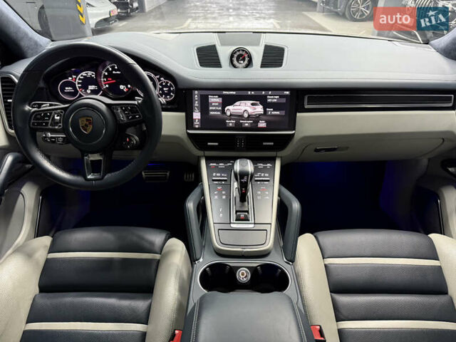 Сірий Порше Cayenne, об'ємом двигуна 4 л та пробігом 50 тис. км за 99000 $, фото 24 на Automoto.ua