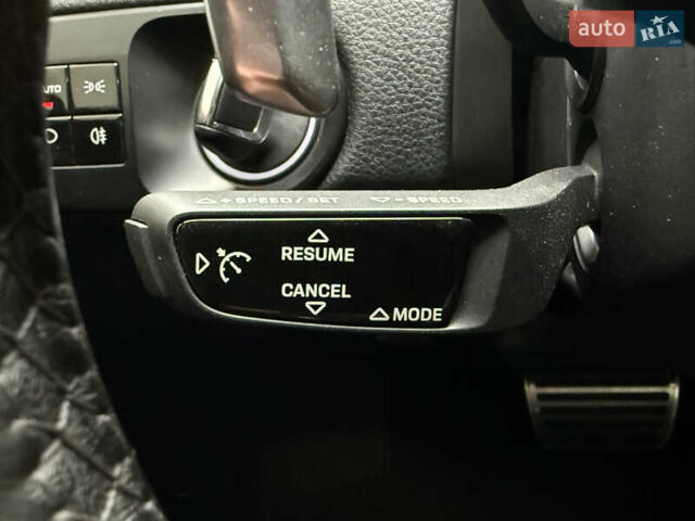 Серый Порше Каен, объемом двигателя 2.9 л и пробегом 32 тыс. км за 64000 $, фото 37 на Automoto.ua