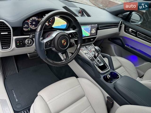 Сірий Порше Cayenne, об'ємом двигуна 2.89 л та пробігом 90 тис. км за 83500 $, фото 32 на Automoto.ua