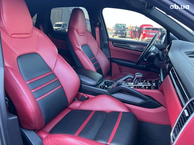 Серый Порше Каен, объемом двигателя 2.9 л и пробегом 88 тыс. км за 70990 $, фото 44 на Automoto.ua