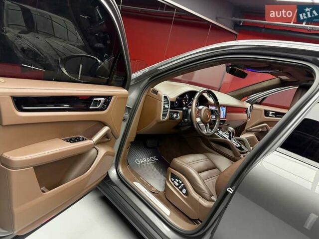 Сірий Порше Cayenne, об'ємом двигуна 3 л та пробігом 88 тис. км за 63900 $, фото 23 на Automoto.ua