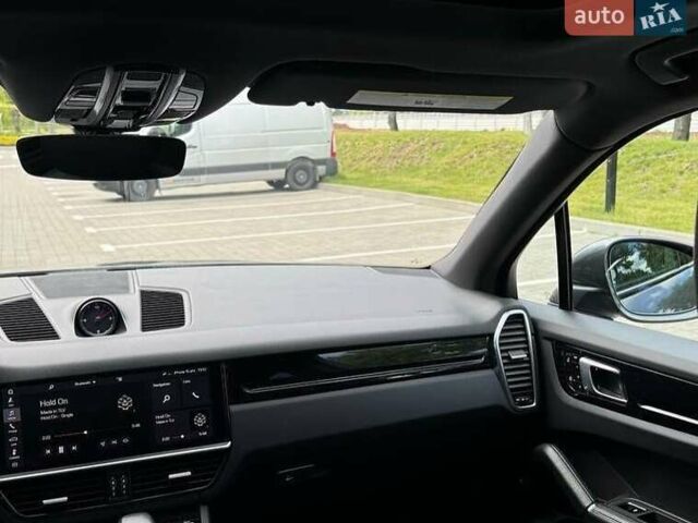 Серый Порше Каен, объемом двигателя 3 л и пробегом 33 тыс. км за 42000 $, фото 8 на Automoto.ua