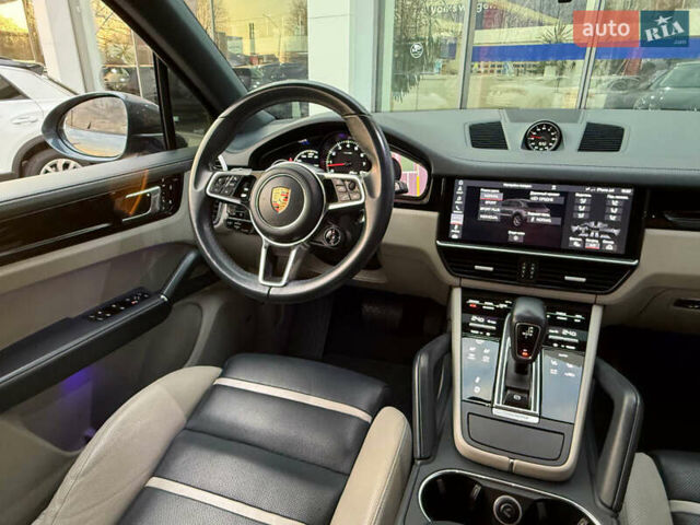 Сірий Порше Cayenne, об'ємом двигуна 3 л та пробігом 168 тис. км за 46467 $, фото 41 на Automoto.ua