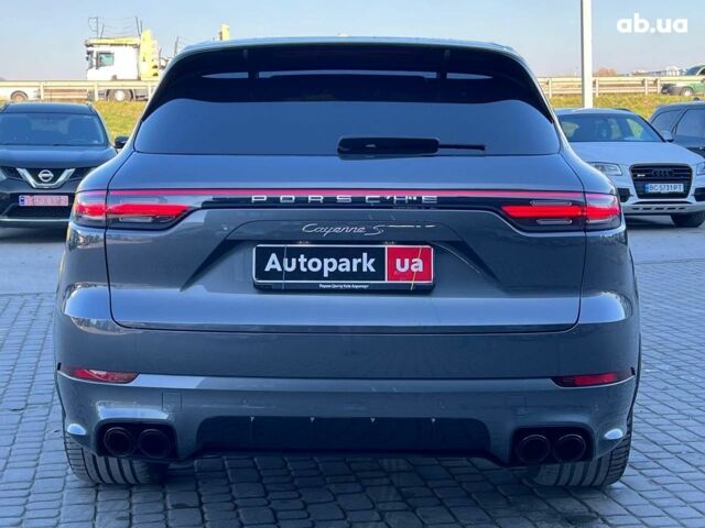 Серый Порше Каен, объемом двигателя 2.9 л и пробегом 88 тыс. км за 70990 $, фото 7 на Automoto.ua