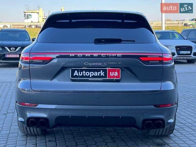 Серый Порше Каен, объемом двигателя 2.9 л и пробегом 88 тыс. км за 70990 $, фото 7 на Automoto.ua