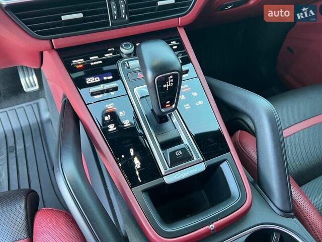 Серый Порше Каен, объемом двигателя 2.9 л и пробегом 88 тыс. км за 70990 $, фото 31 на Automoto.ua