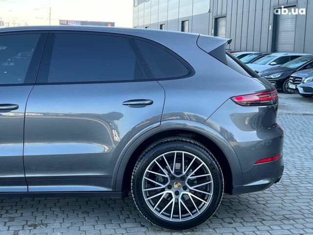 Серый Порше Каен, объемом двигателя 2.9 л и пробегом 88 тыс. км за 70990 $, фото 4 на Automoto.ua