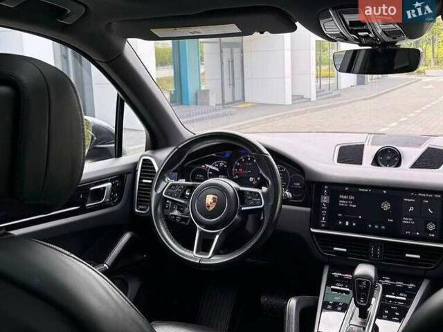 Серый Порше Каен, объемом двигателя 3 л и пробегом 33 тыс. км за 42000 $, фото 6 на Automoto.ua