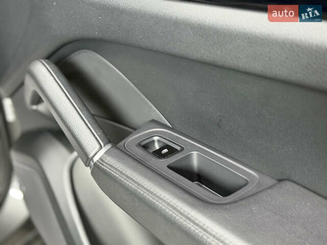 Сірий Порше Cayenne, об'ємом двигуна 3 л та пробігом 46 тис. км за 61800 $, фото 54 на Automoto.ua