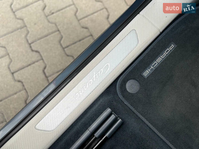 Сірий Порше Cayenne, об'ємом двигуна 3 л та пробігом 168 тис. км за 54000 $, фото 16 на Automoto.ua