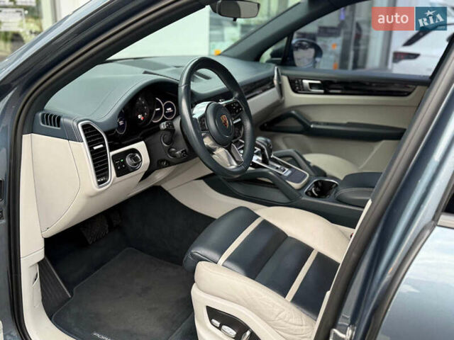 Сірий Порше Cayenne, об'ємом двигуна 3 л та пробігом 168 тис. км за 46467 $, фото 37 на Automoto.ua