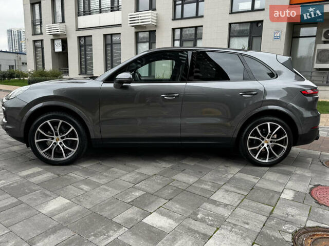 Порше Cayenne 2019 у Києві на Automoto.ua Сірий Порше Cayenne, об'ємом двигуна 3 л та пробігом 86 тис. км за 54999 $, фото 2 на Automoto.ua