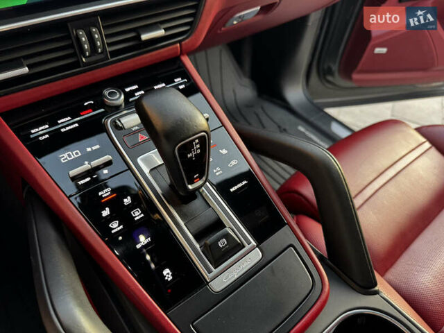 Сірий Порше Cayenne, об'ємом двигуна 3 л та пробігом 86 тис. км за 55700 $, фото 42 на Automoto.ua