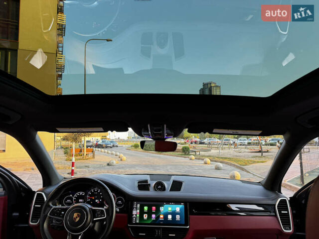 Сірий Порше Cayenne, об'ємом двигуна 3 л та пробігом 86 тис. км за 55700 $, фото 39 на Automoto.ua