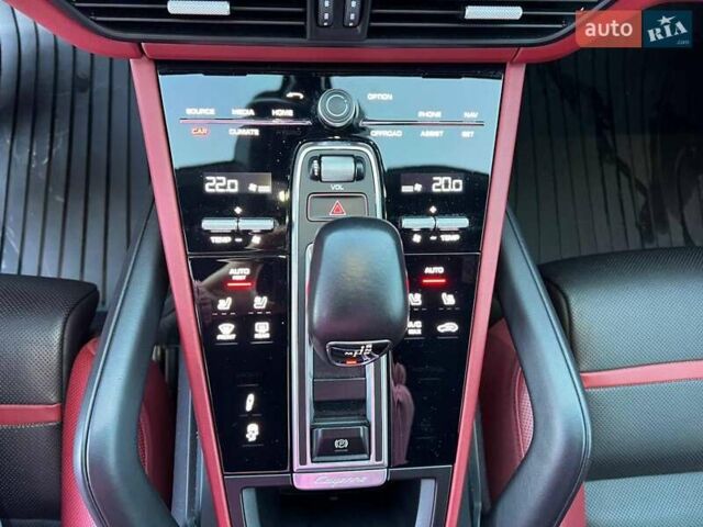 Серый Порше Каен, объемом двигателя 2.9 л и пробегом 88 тыс. км за 70990 $, фото 34 на Automoto.ua