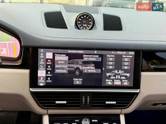 Сірий Порше Cayenne, об'ємом двигуна 3 л та пробігом 168 тис. км за 54000 $, фото 25 на Automoto.ua