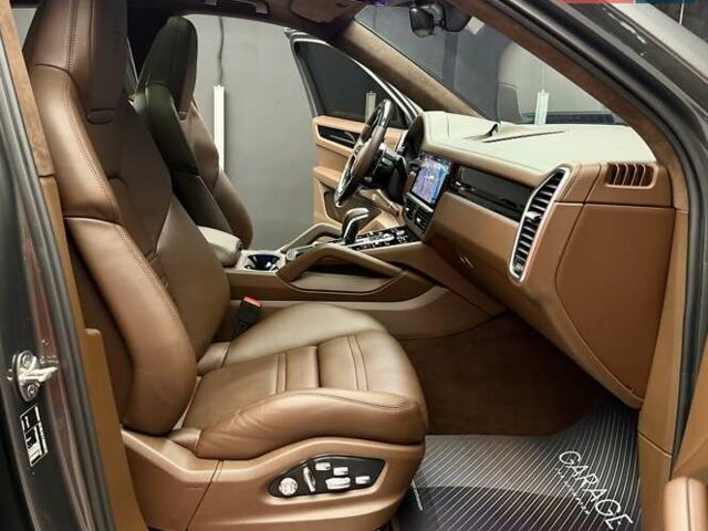 Сірий Порше Cayenne, об'ємом двигуна 3 л та пробігом 88 тис. км за 63900 $, фото 52 на Automoto.ua