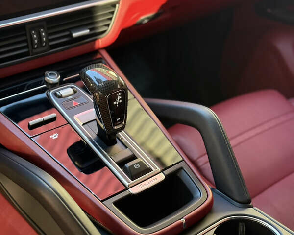 Серый Порше Каен, объемом двигателя 3 л и пробегом 75 тыс. км за 62000 $, фото 13 на Automoto.ua