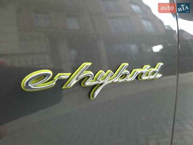 Серый Порше Каен, объемом двигателя 3 л и пробегом 115 тыс. км за 85000 $, фото 16 на Automoto.ua