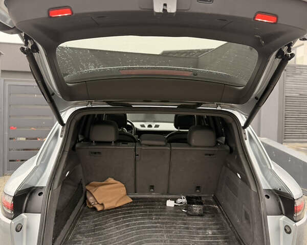 Серый Порше Каен, объемом двигателя 3 л и пробегом 137 тыс. км за 48500 $, фото 12 на Automoto.ua