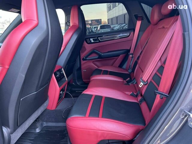 Серый Порше Каен, объемом двигателя 2.9 л и пробегом 88 тыс. км за 70990 $, фото 40 на Automoto.ua