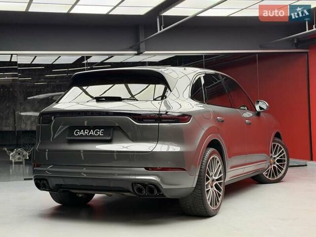 Сірий Порше Cayenne, об'ємом двигуна 3 л та пробігом 88 тис. км за 63900 $, фото 16 на Automoto.ua