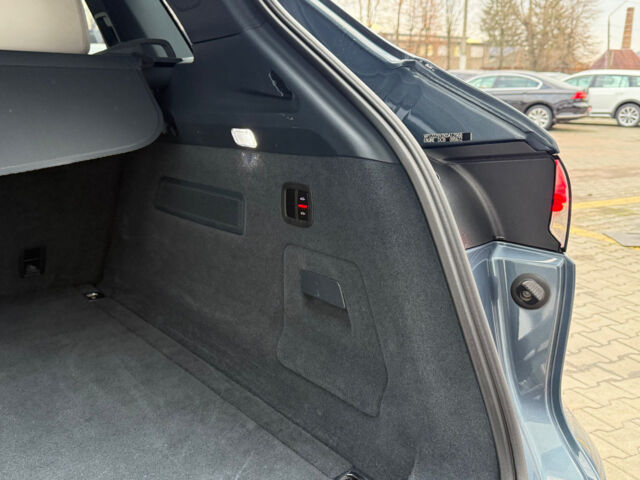 Серый Порше Каен, объемом двигателя 3 л и пробегом 169 тыс. км за 47000 $, фото 5 на Automoto.ua