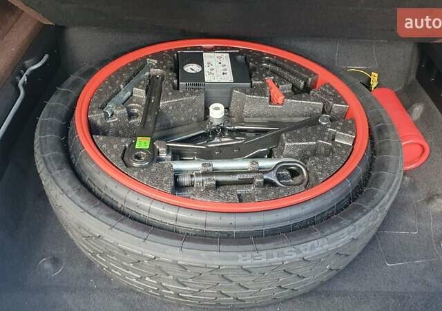 Серый Порше Каен, объемом двигателя 3 л и пробегом 101 тыс. км за 55000 $, фото 35 на Automoto.ua