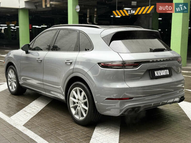 Серый Порше Каен, объемом двигателя 2.9 л и пробегом 32 тыс. км за 64000 $, фото 7 на Automoto.ua