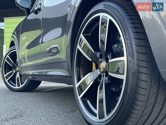 Сірий Порше Cayenne, об'ємом двигуна 4 л та пробігом 76 тис. км за 155 $, фото 12 на Automoto.ua