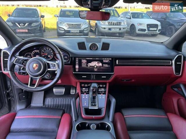 Серый Порше Каен, объемом двигателя 2.9 л и пробегом 88 тыс. км за 70990 $, фото 42 на Automoto.ua