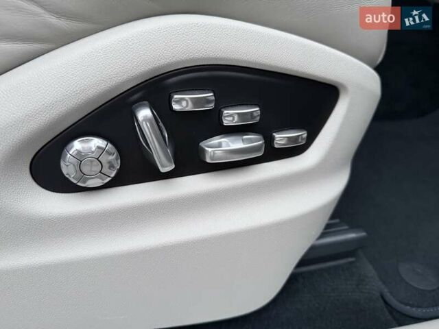 Сірий Порше Cayenne, об'ємом двигуна 2.89 л та пробігом 90 тис. км за 83500 $, фото 28 на Automoto.ua