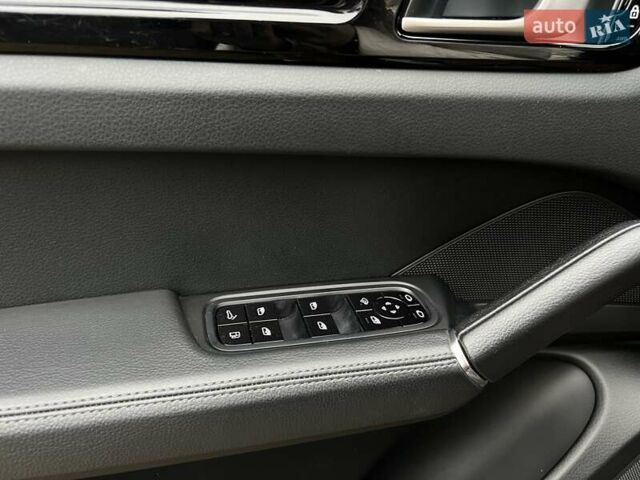 Серый Порше Каен, объемом двигателя 3 л и пробегом 143 тыс. км за 51999 $, фото 21 на Automoto.ua