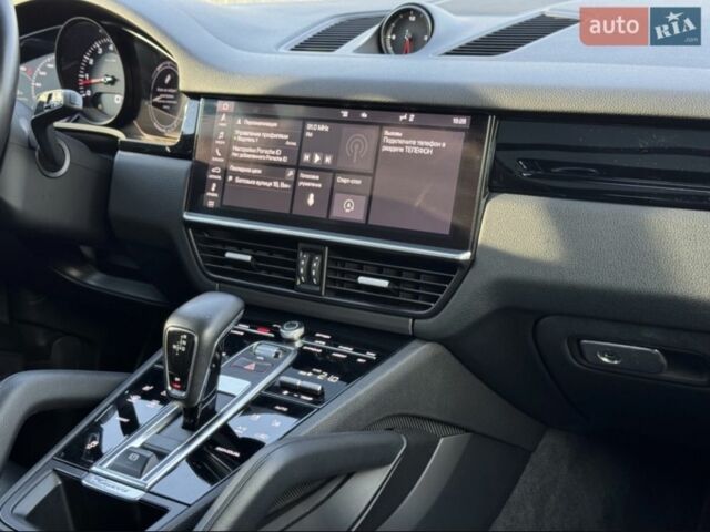 Сірий Порше Cayenne, об'ємом двигуна 3 л та пробігом 83 тис. км за 51500 $, фото 21 на Automoto.ua