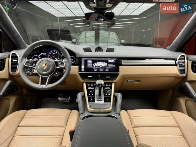Сірий Порше Cayenne, об'ємом двигуна 4 л та пробігом 57 тис. км за 95900 $, фото 35 на Automoto.ua
