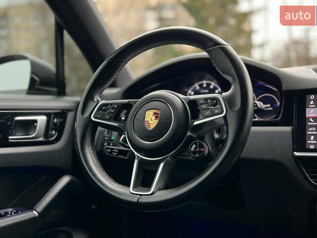 Серый Порше Каен, объемом двигателя 3 л и пробегом 143 тыс. км за 51999 $, фото 24 на Automoto.ua