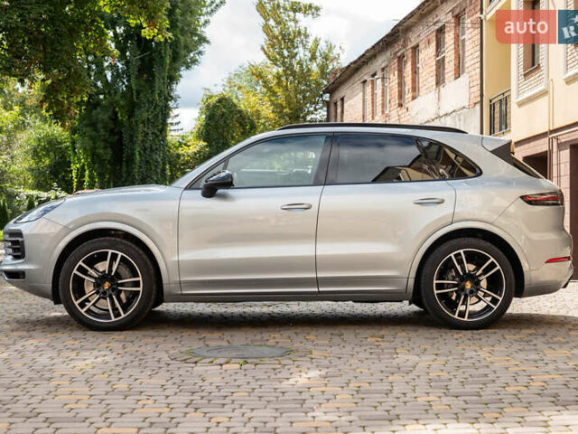 Сірий Порше Cayenne, об'ємом двигуна 2.89 л та пробігом 66 тис. км за 63000 $, фото 1 на Automoto.ua