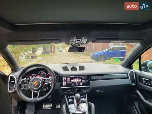 Серый Порше Каен, объемом двигателя 4 л и пробегом 72 тыс. км за 96500 $, фото 23 на Automoto.ua