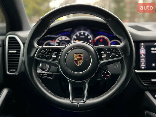 Серый Порше Каен, объемом двигателя 3 л и пробегом 143 тыс. км за 51999 $, фото 10 на Automoto.ua
