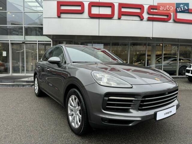 Серый Порше Каен, объемом двигателя 3 л и пробегом 66 тыс. км за 67000 $, фото 1 на Automoto.ua