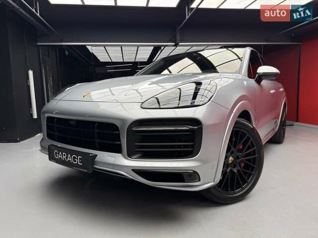 Сірий Порше Cayenne, об'ємом двигуна 4 л та пробігом 57 тис. км за 95900 $, фото 2 на Automoto.ua