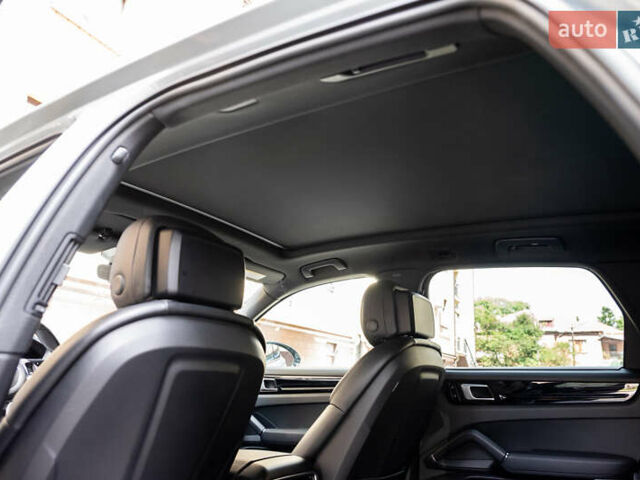 Сірий Порше Cayenne, об'ємом двигуна 2.89 л та пробігом 56 тис. км за 65000 $, фото 14 на Automoto.ua