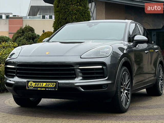 Серый Порше Каен, объемом двигателя 3 л и пробегом 143 тыс. км за 51999 $, фото 2 на Automoto.ua