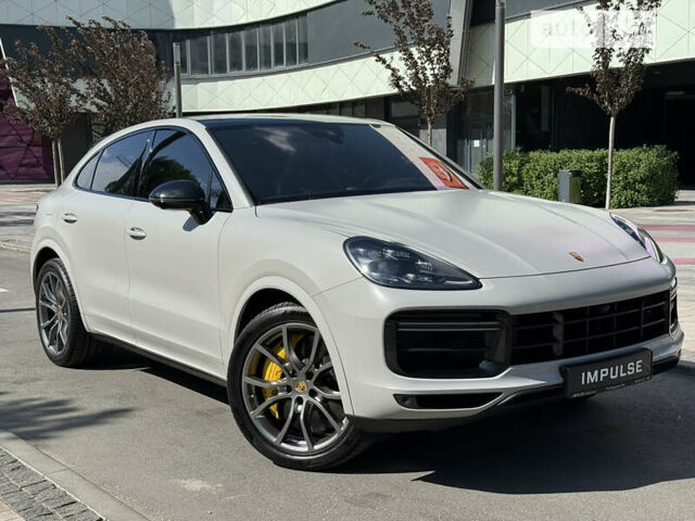 Сірий Порше Cayenne, об'ємом двигуна 4 л та пробігом 53 тис. км за 129777 $, фото 4 на Automoto.ua