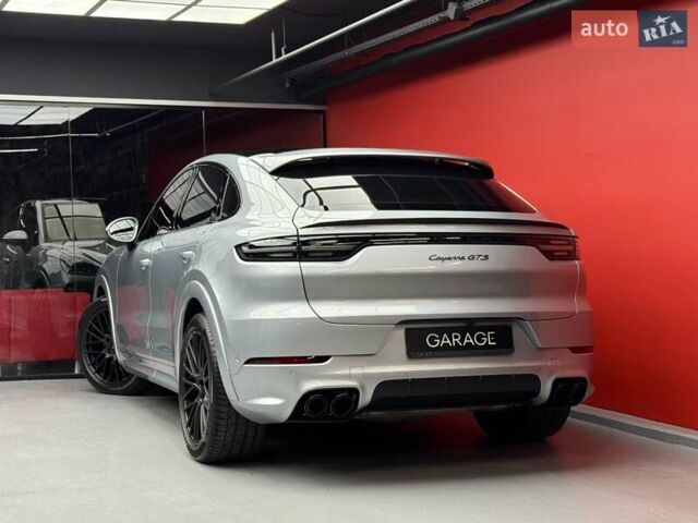 Сірий Порше Cayenne, об'ємом двигуна 4 л та пробігом 57 тис. км за 95900 $, фото 19 на Automoto.ua