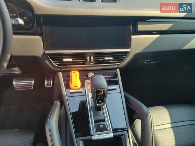 Сірий Порше Cayenne, об'ємом двигуна 4 л та пробігом 72 тис. км за 92500 $, фото 22 на Automoto.ua