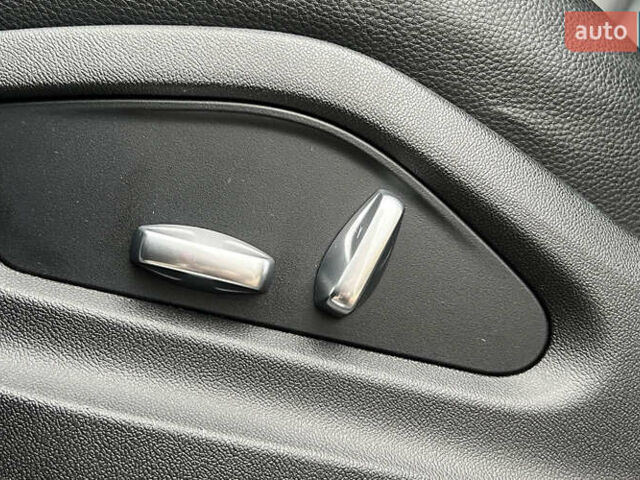 Серый Порше Каен, объемом двигателя 3 л и пробегом 143 тыс. км за 51999 $, фото 19 на Automoto.ua