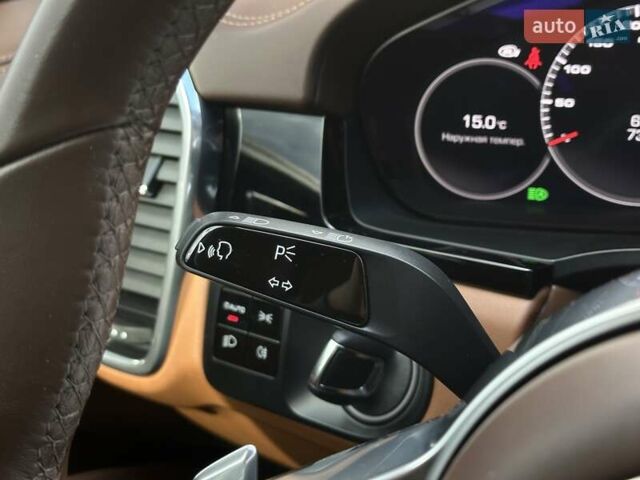 Серый Порше Каен, объемом двигателя 2.89 л и пробегом 67 тыс. км за 89900 $, фото 44 на Automoto.ua